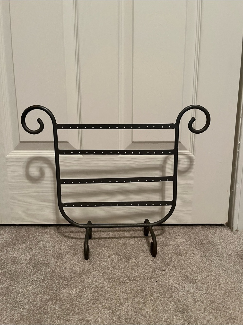 Black Metal Jewelry Earring Organizer Stand